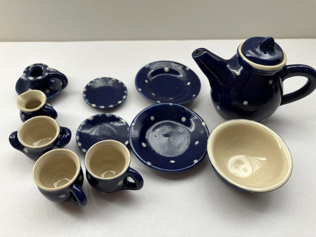 ドイツ　ミニチュア陶器食器セット