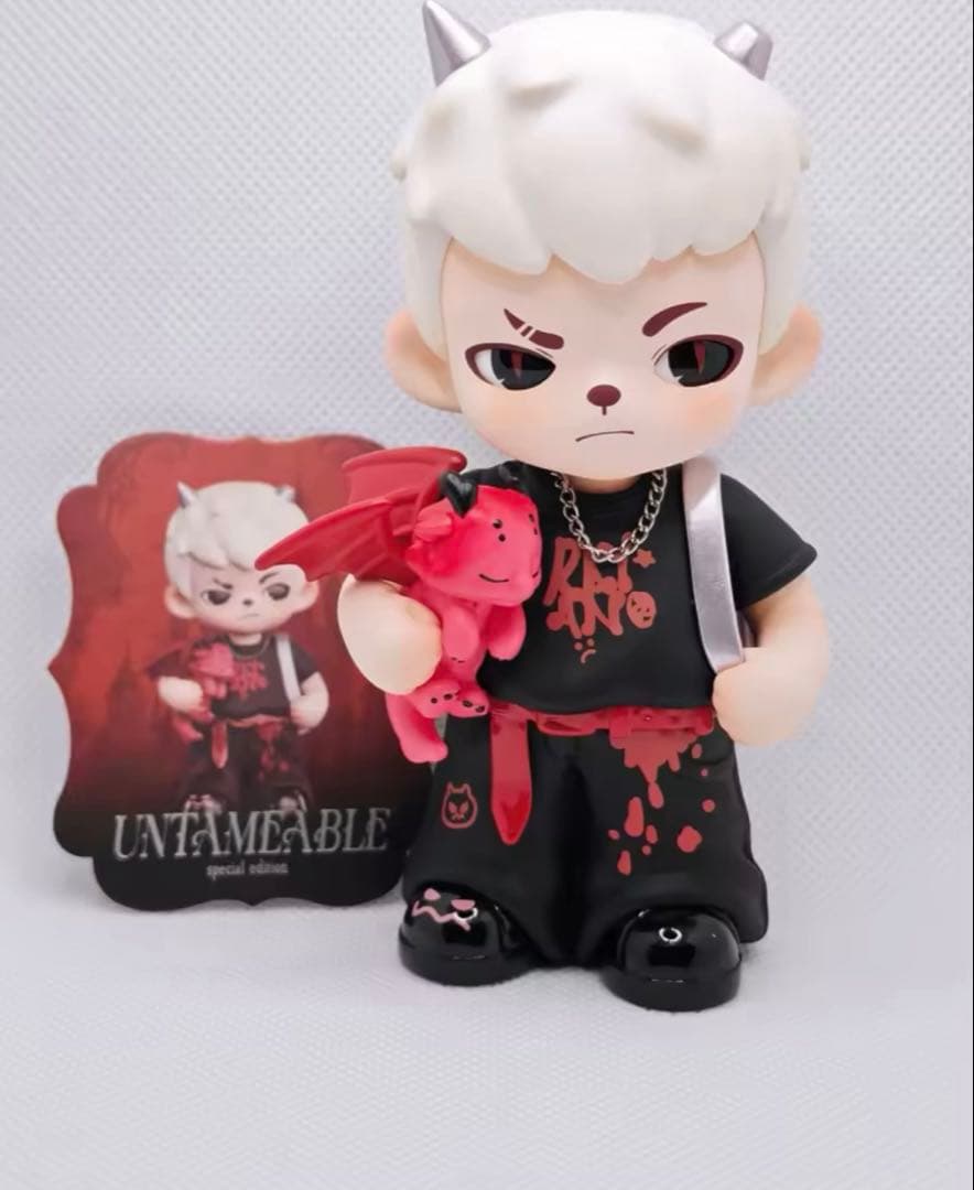 Rayan TNTSPACE　ぬいぐるみペンダント