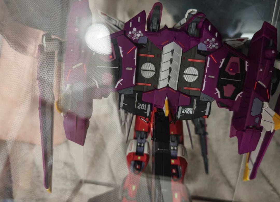 ガンプラ MG 1/100 ジャスティスガンダム 　改造　塗装完成品