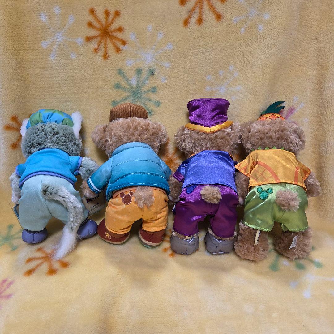 香港ディズニー　ダッフィーアンドフレンズ　ぬいぐるみ　４体