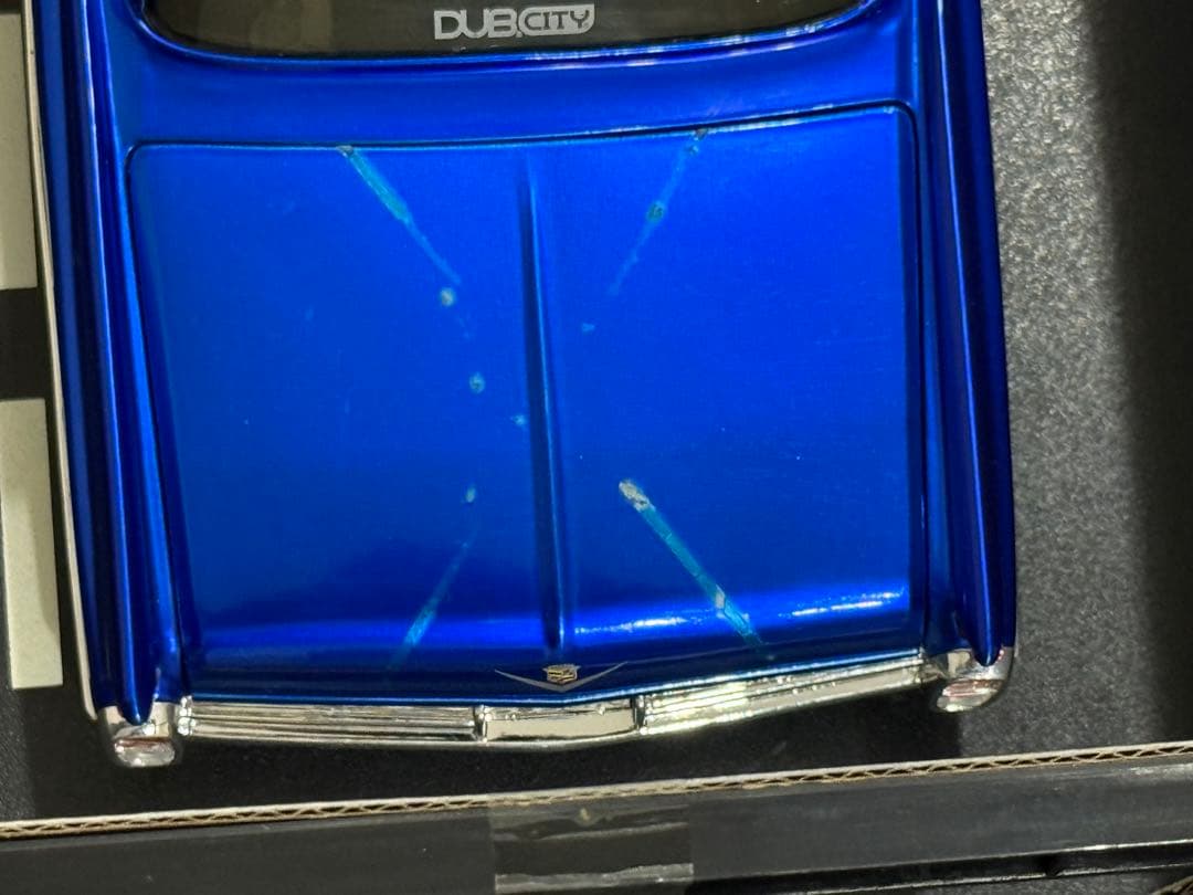 JADA キャデラック1963年　DUB 1/18