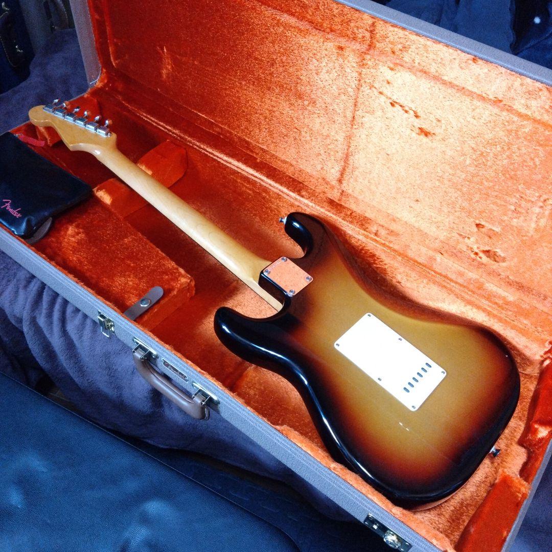 Fender american vintage Ⅱ 1961ストラト