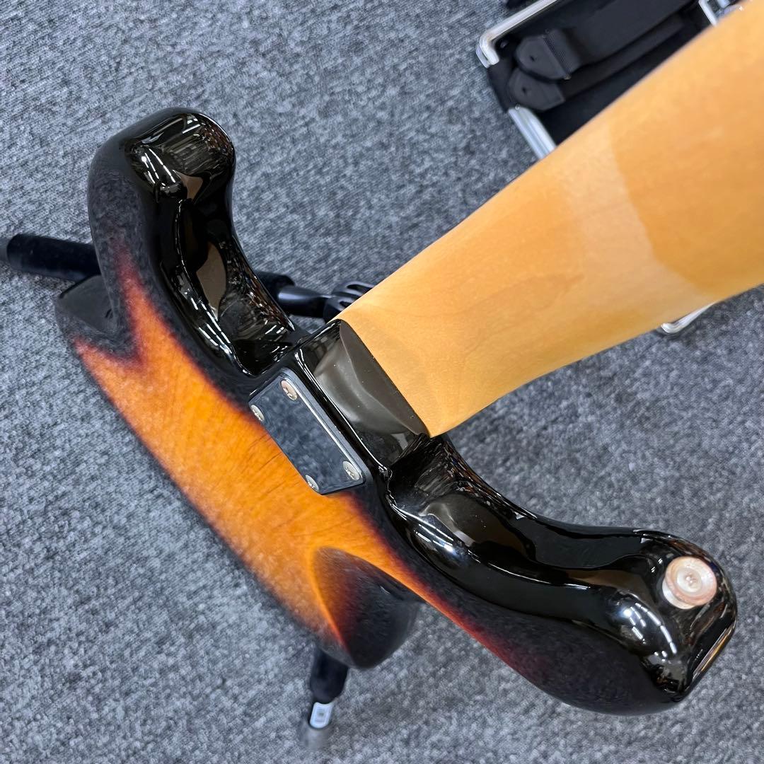 【10297】 Bacchus フレットレスベース サンバースト