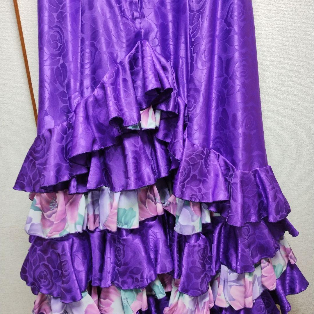 フラメンコスカート 紫色 フリル付き