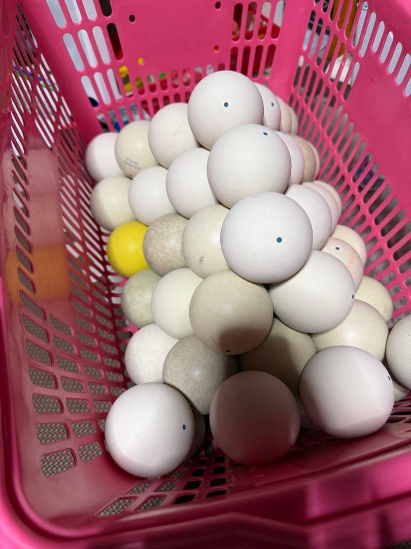 ソフトテニスボール54球　他備品