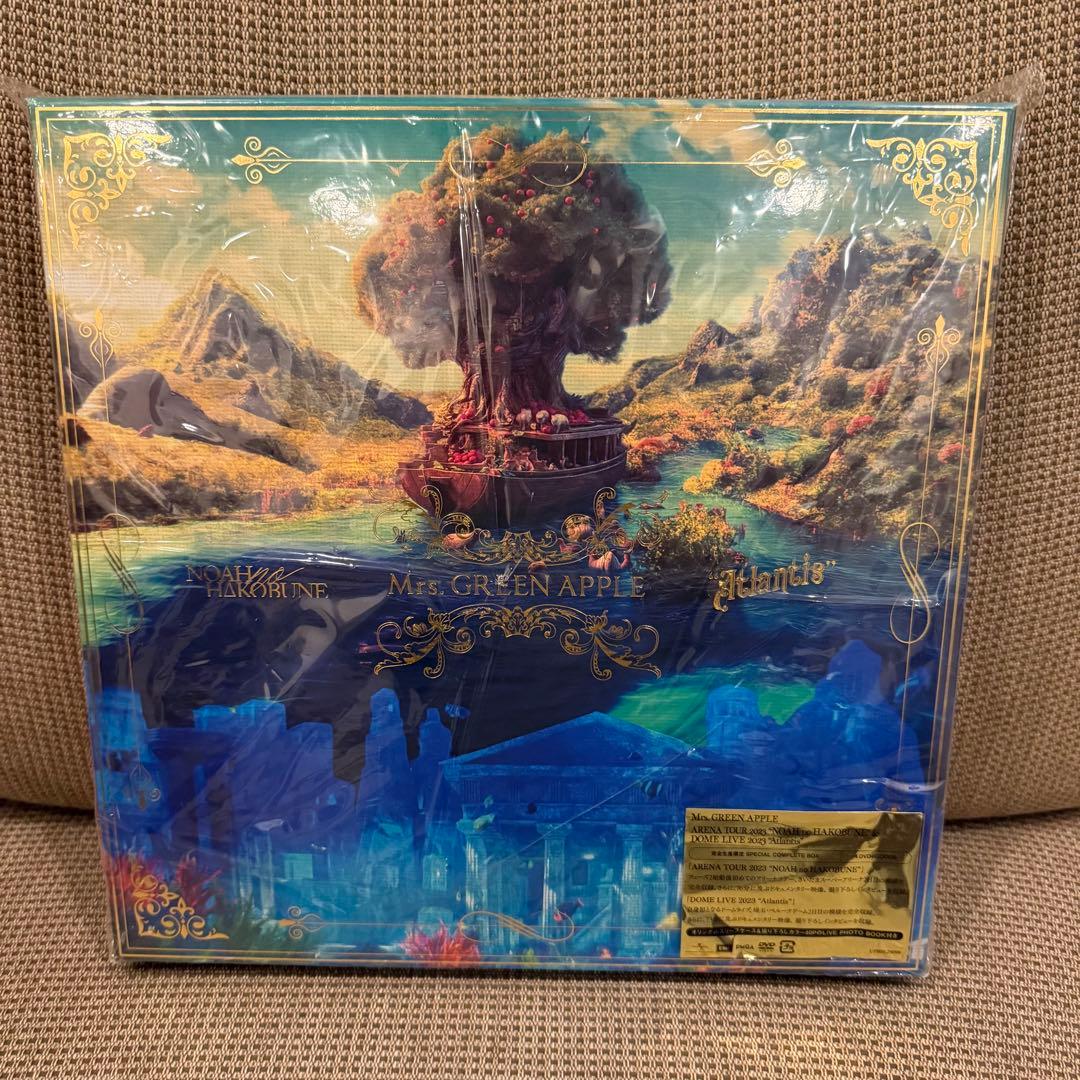 Mrs. GREEN APPLE 完全生産限定盤（BOXとグッズのみ）おまけ付