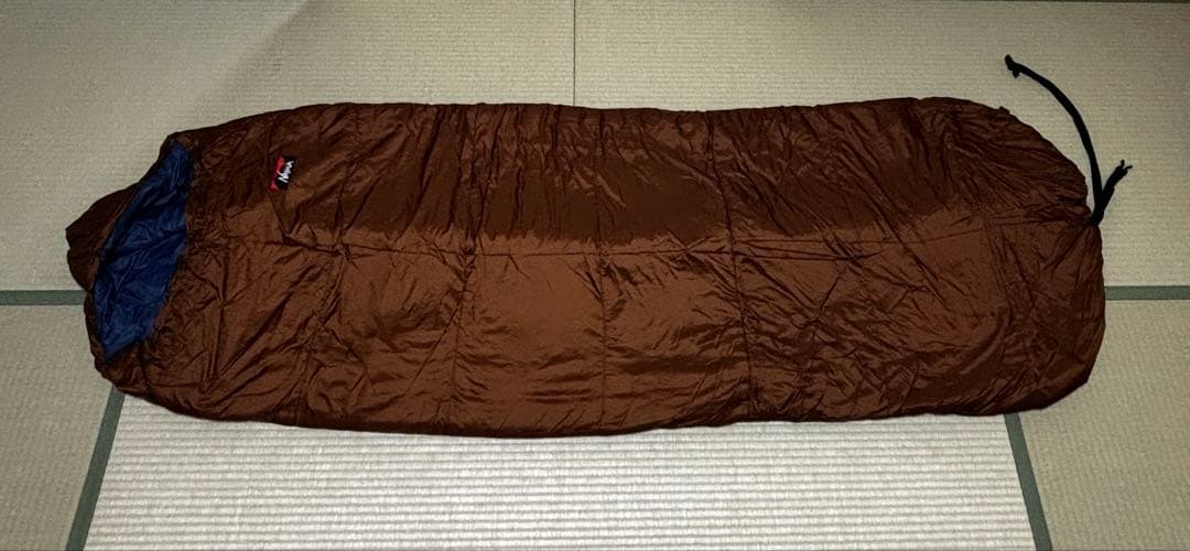 【美品】NANGA シュラフ　SYNTHETIC FIBER 800