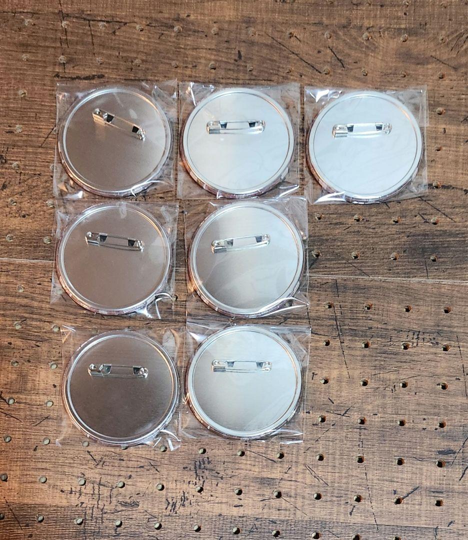 ワンピース コレクション缶バッジ 第4弾 ルフィ&ロー