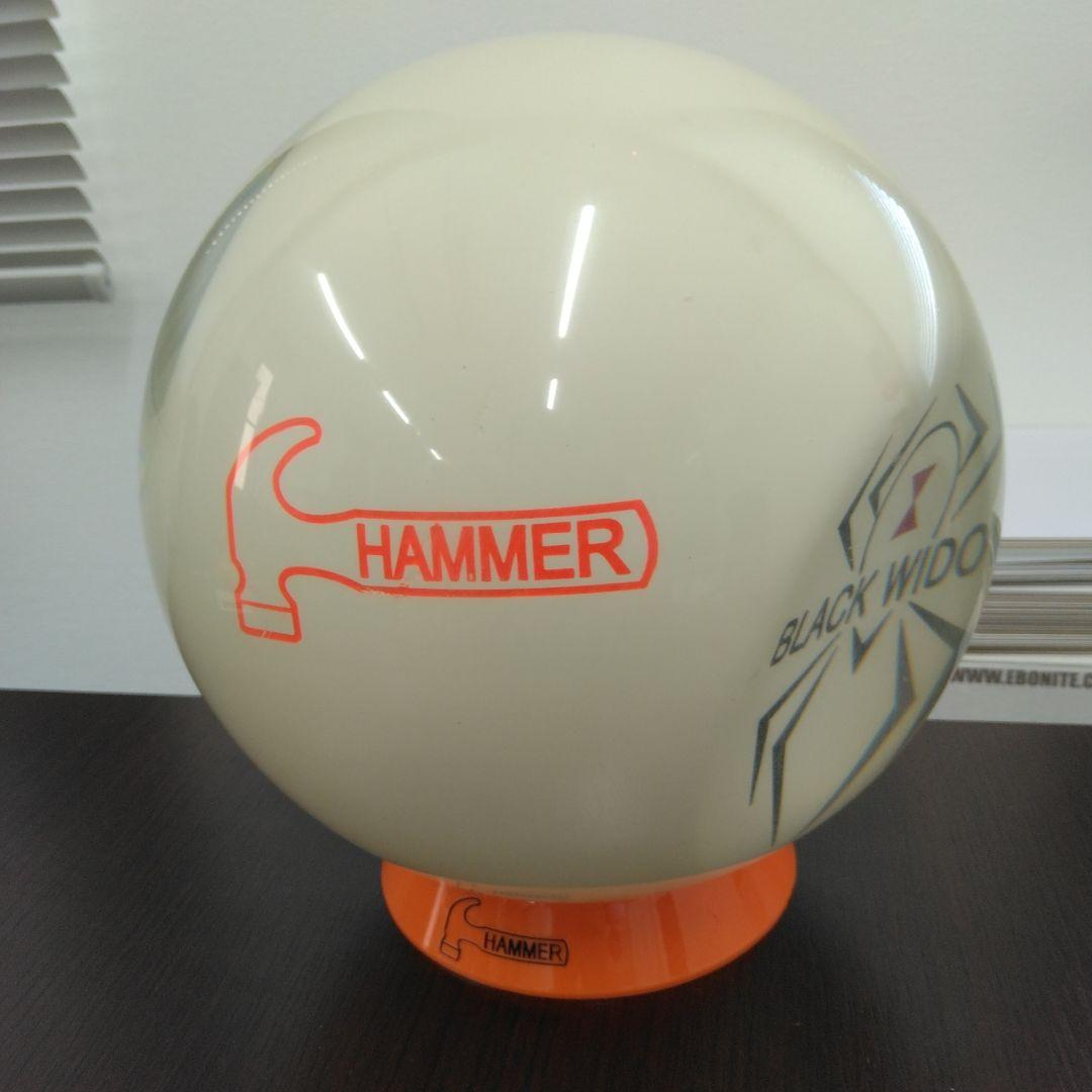 BLACK WIDOW ボウリングボール スペアボール14p3ozです。