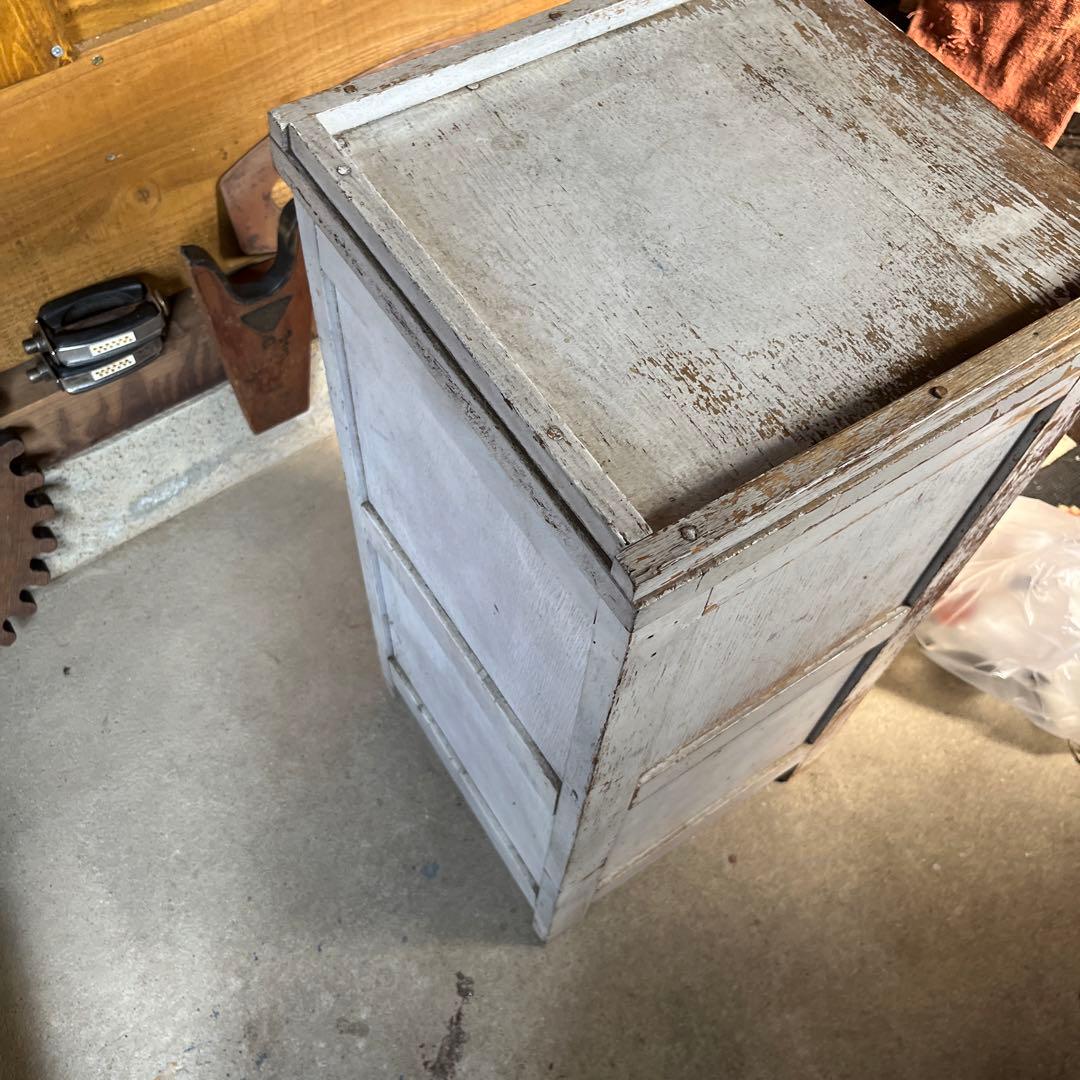 アンティークシャビーな棚台