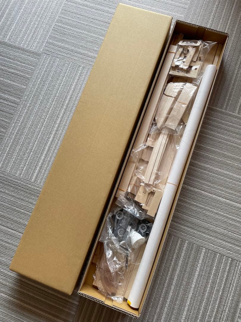 ノスタルジック•オリジナル飛行機組立キット　中翼スタイル