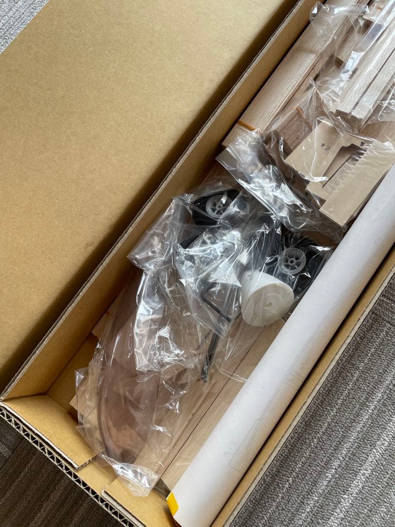 ノスタルジック•オリジナル飛行機組立キット　中翼スタイル