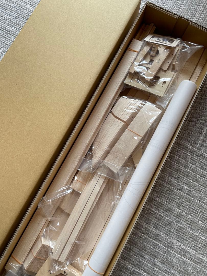 ノスタルジック•オリジナル飛行機組立キット　中翼スタイル