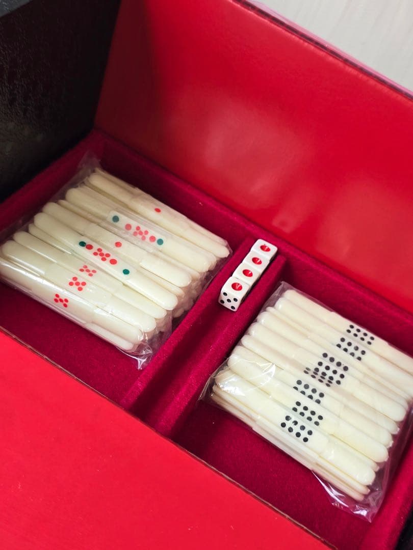 完全未使用•昭和レトロ 高級 麻雀牌 ★5段収納BOX付き★