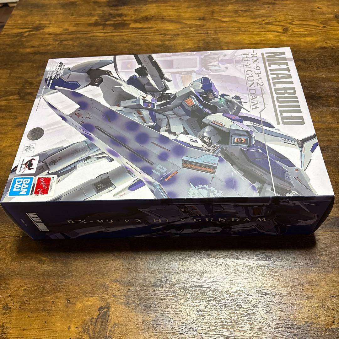 新品未開封　L BUILD H i-V ガンダム逆襲のシャア