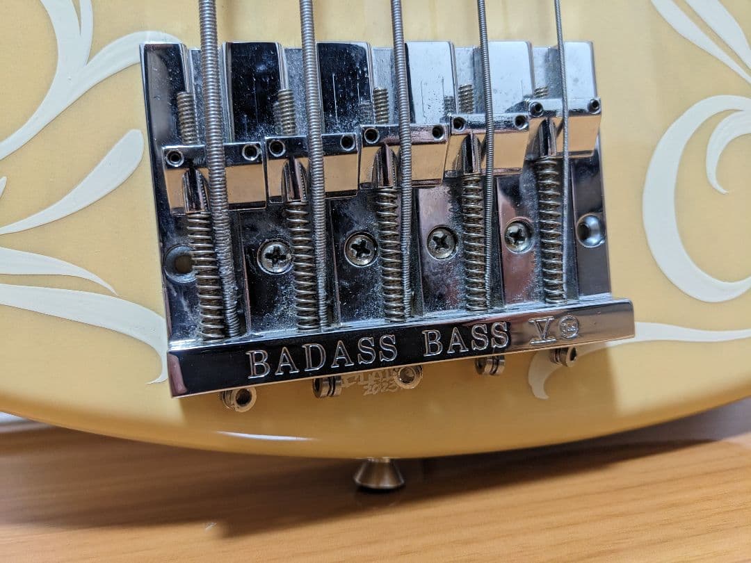 ベース Fender American Deluxe V Kazuki Arai MOD