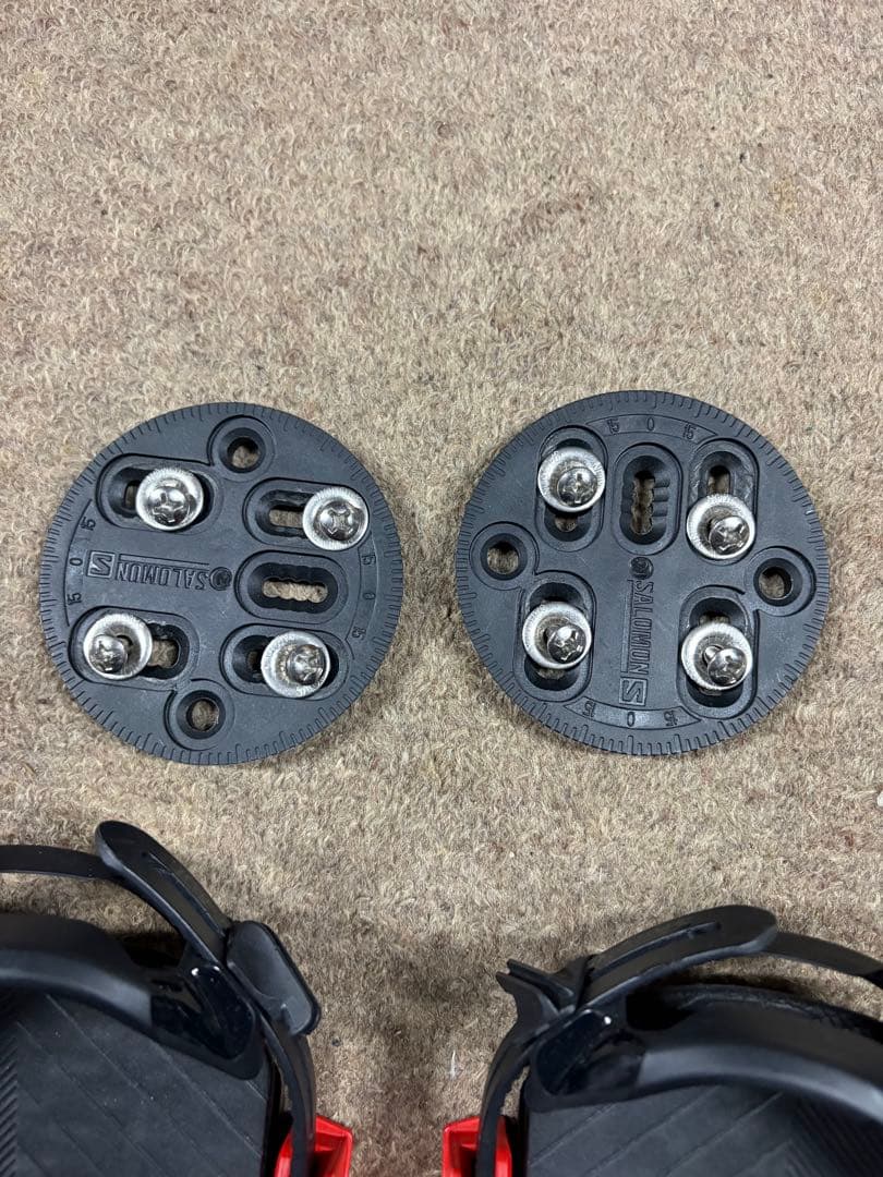 Salomon rhythm Mサイズ レッド