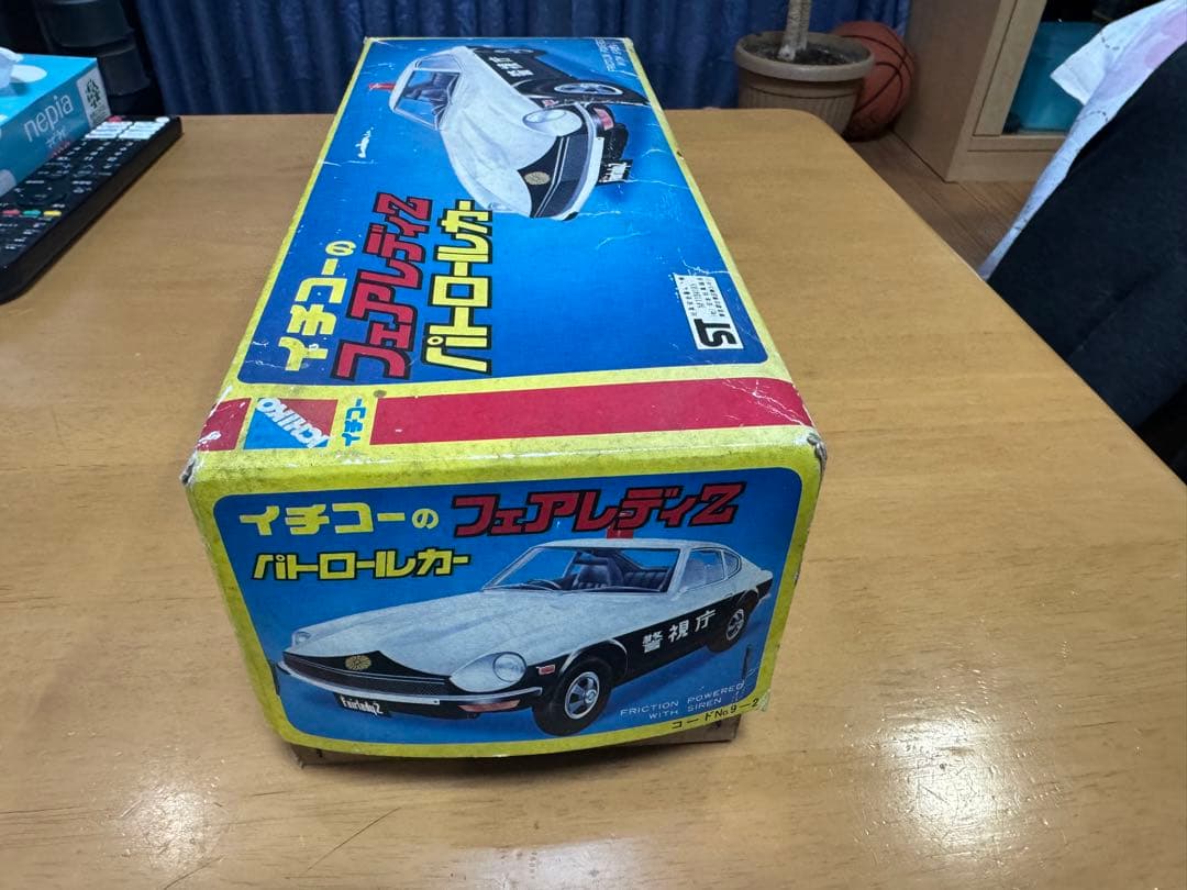 イチコー　フェアレディZ パトカーブリキ