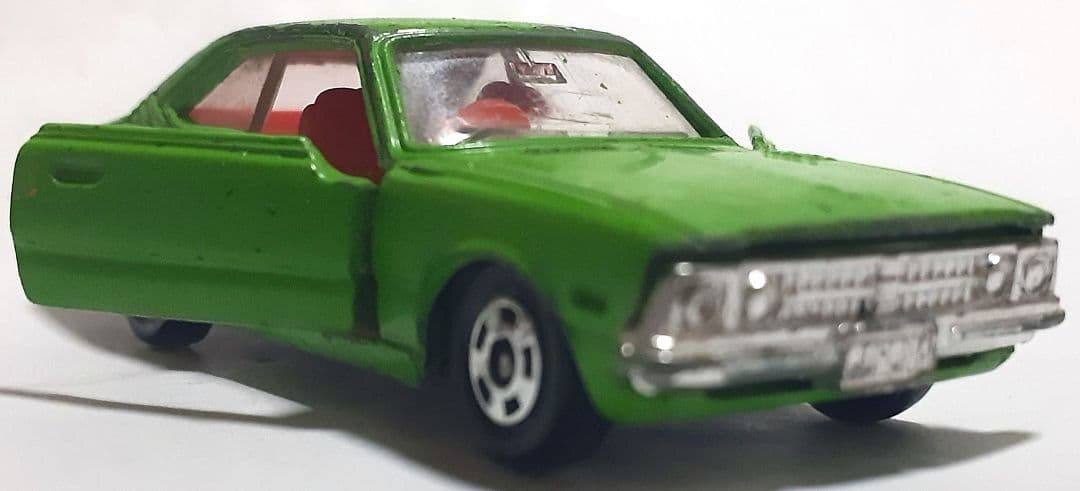 トミカ No.89 トヨタ コロナ 2000GT 緑 赤シート 1Hホイール