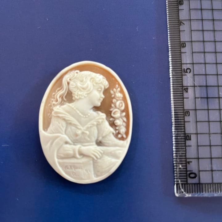 カメオ　ルース