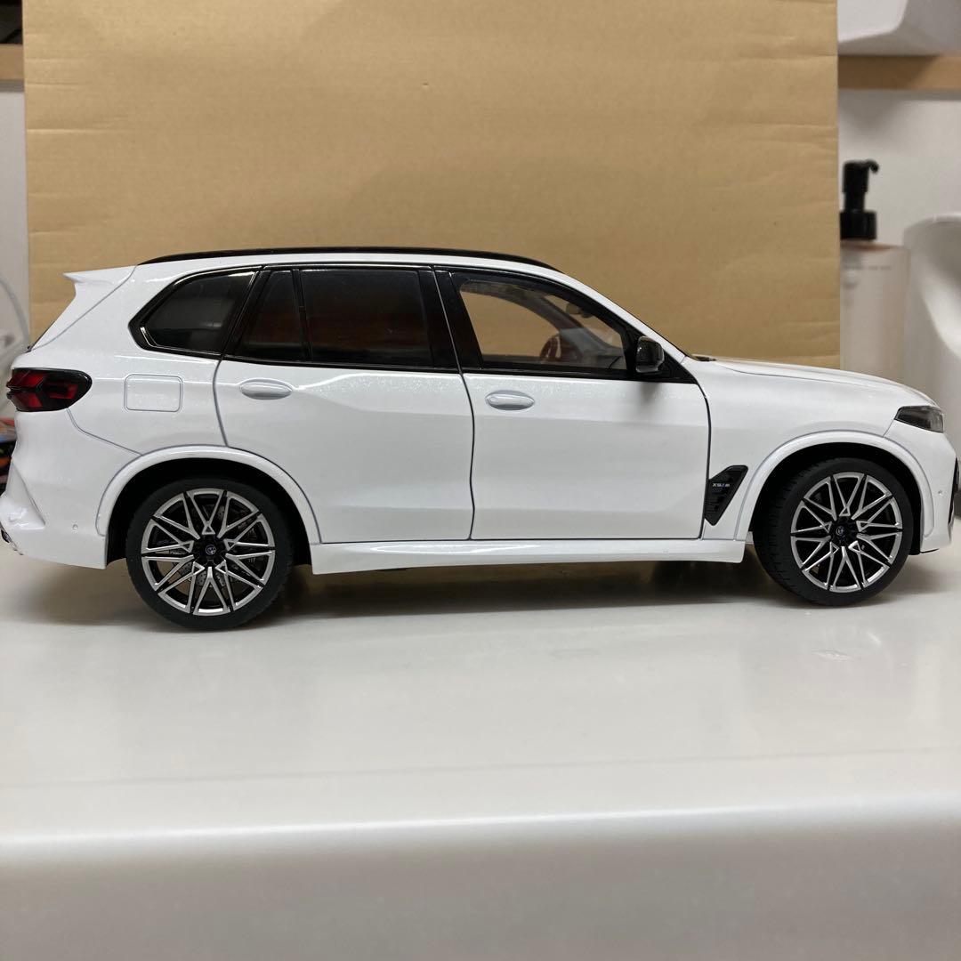 1/18  X5 ミニカー ホワイト G05 X5M Ｍ　BM