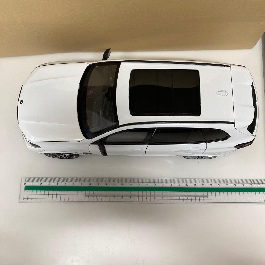 1/18  X5 ミニカー ホワイト G05 X5M Ｍ　BM