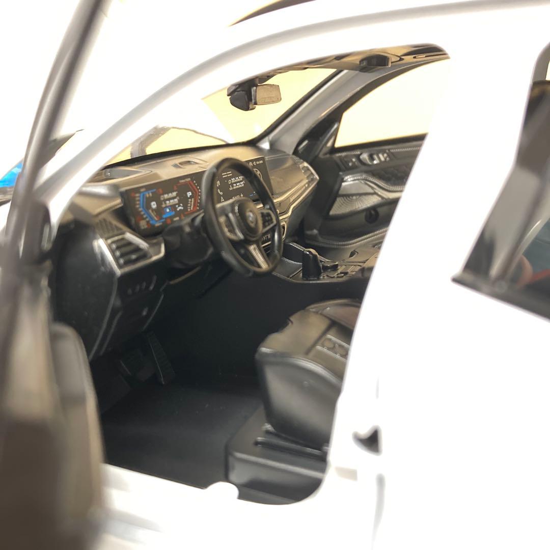 1/18  X5 ミニカー ホワイト G05 X5M Ｍ　BM