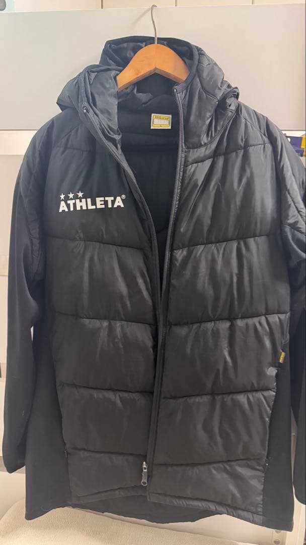 ATHLETA ダウン　L ブラック