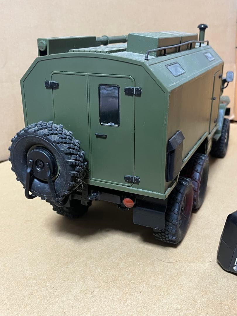 軍事トラック　ラジコン