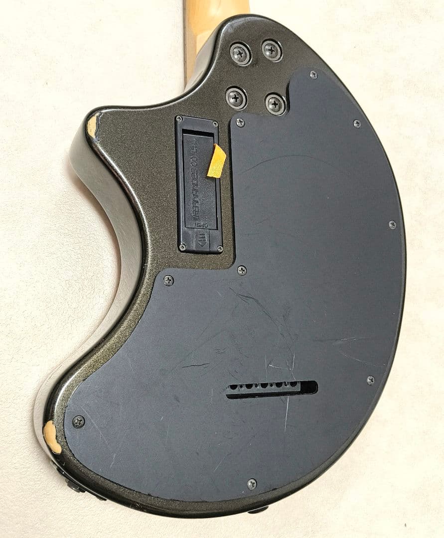 【美品】ZO-3 芸達者 MB アンプ内蔵ミニギター 専用ソフトケース付