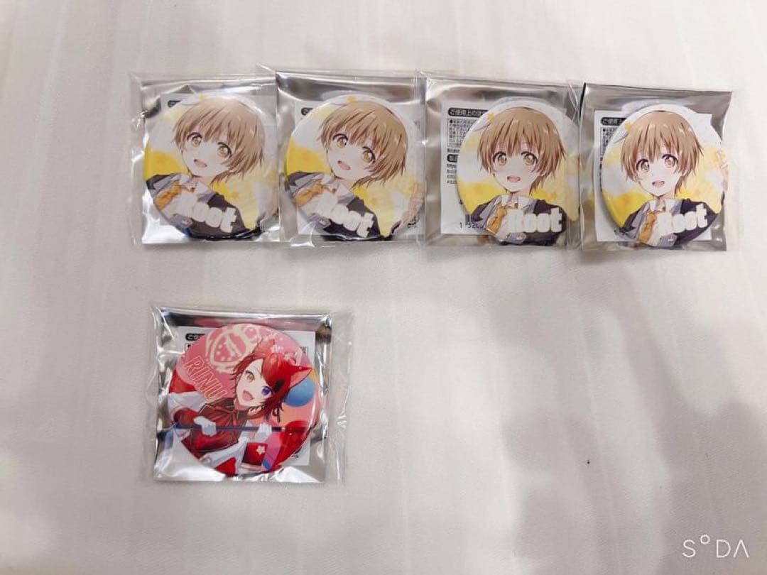 すとぷり　缶バッジ　2枚目以降各メン種類あり