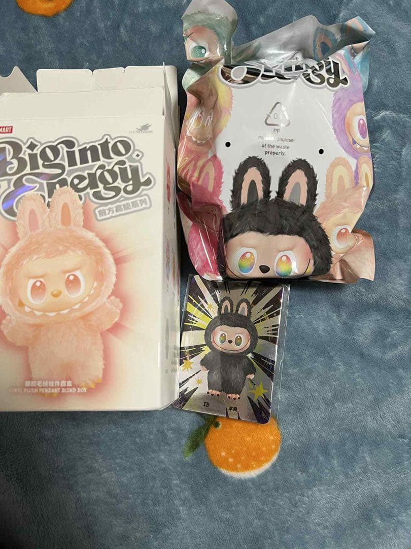 LABUBU Big into Energy ID シークレット 未開封
