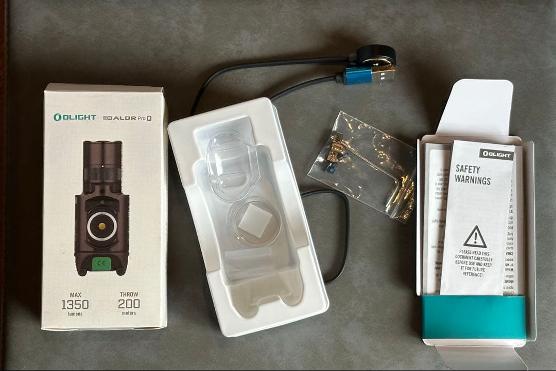 OLIGHT BALDR Pro R エアガン　オーライト