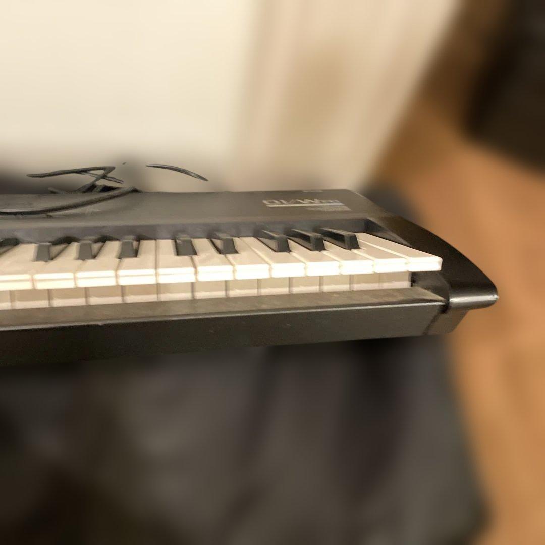 【送料無料】KORG シンセサイザー　01/W FD