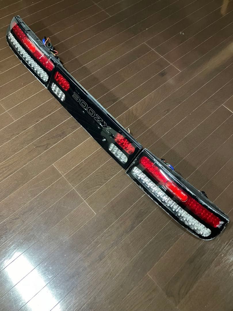 フェアレディZ32テールランプLED