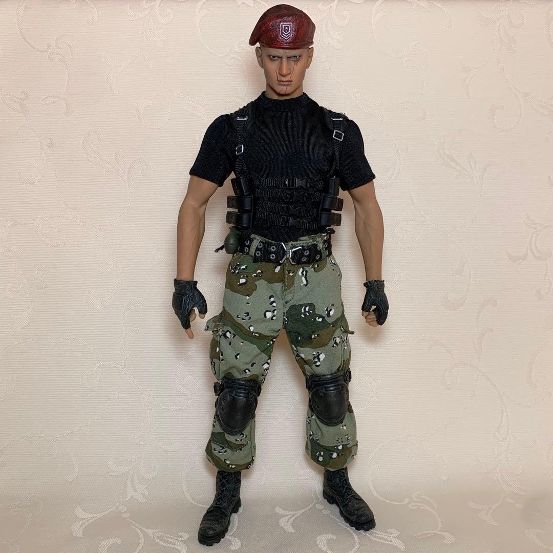 ホットトイズ　ビデオゲームマスターピース　バイオハザード４　ジャック・クラウザー