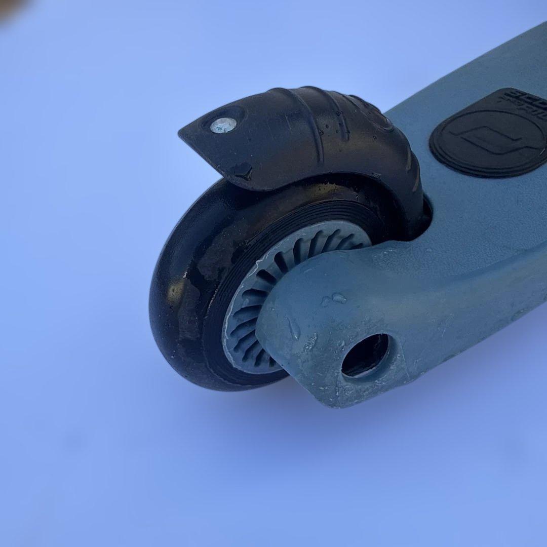 SCOOT AND RIDE 三輪車 ブルー　変形できるタイプ