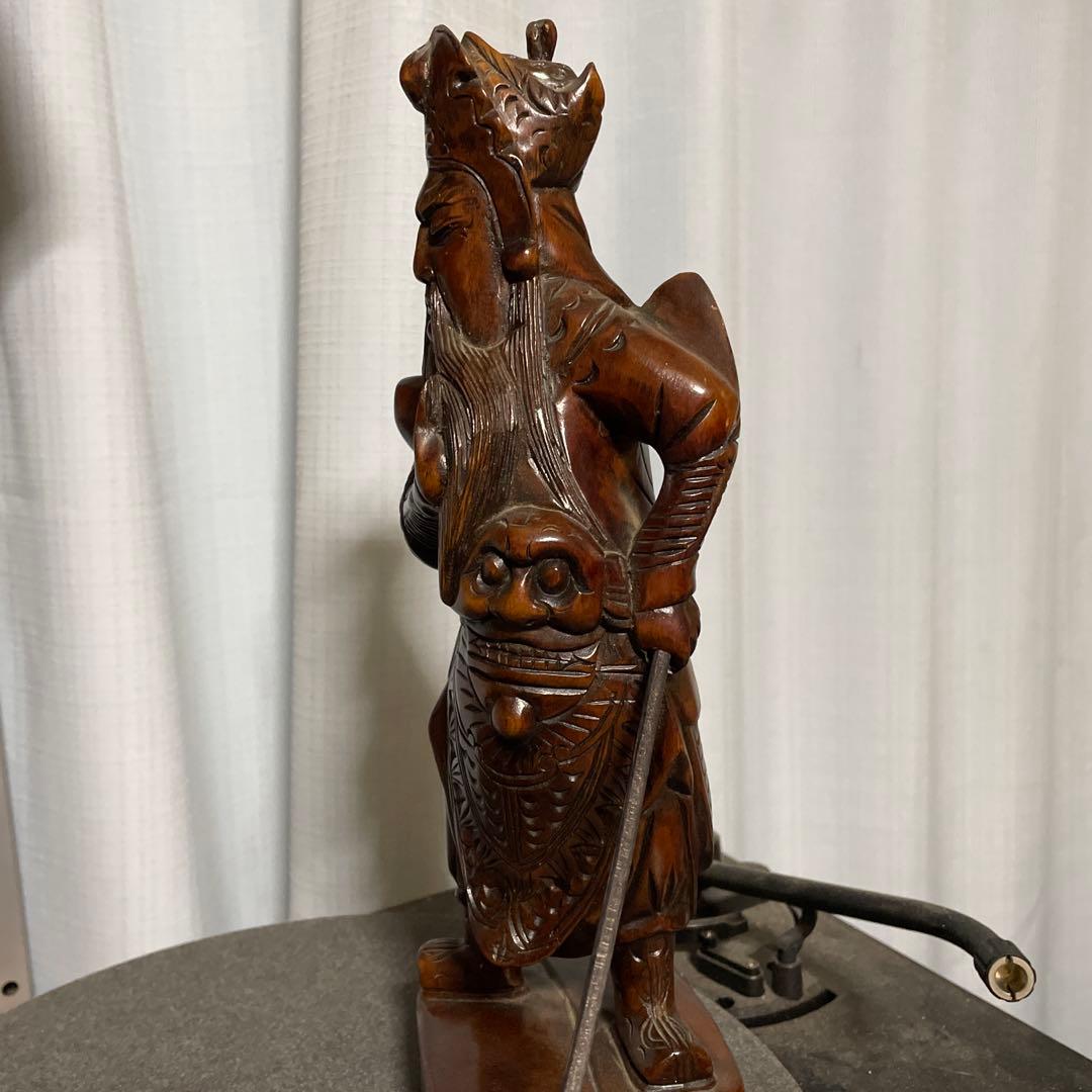 木彫り　関羽　３０センチ