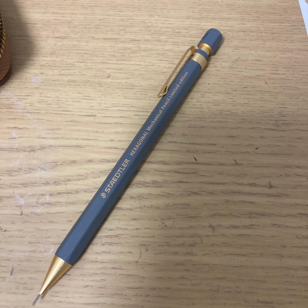 バハギアペンケース　ヘキサゴナルv1〜v3 おまけでcp1も付けます