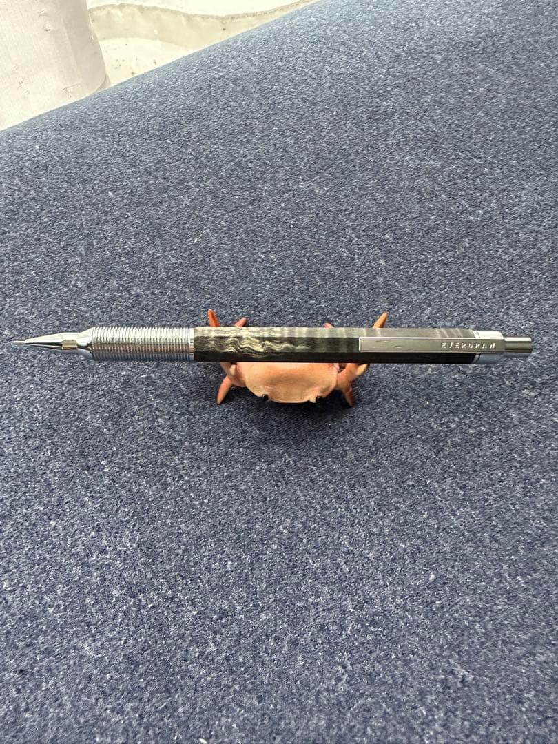 ラダイト　エバードロー　laddite EVERDRAW ピンバッチ付き