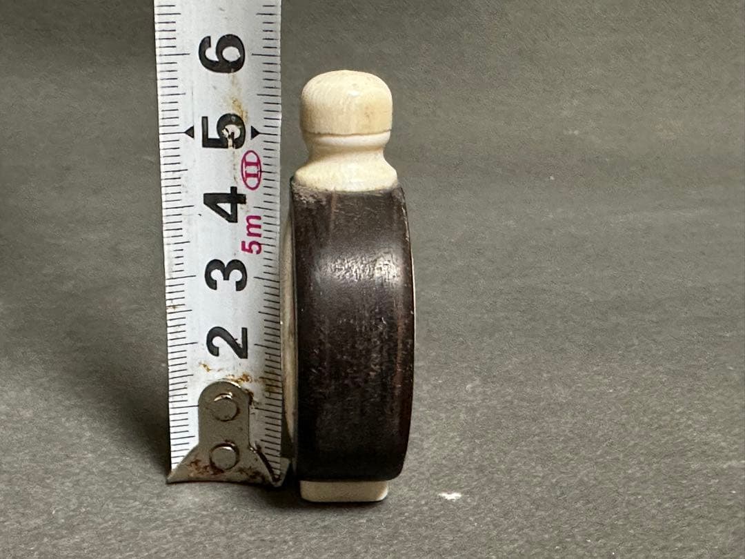 極上　置物　鼻烟壶　中国古美術　古美術品　細密細工　骨董　アンティーク　彫