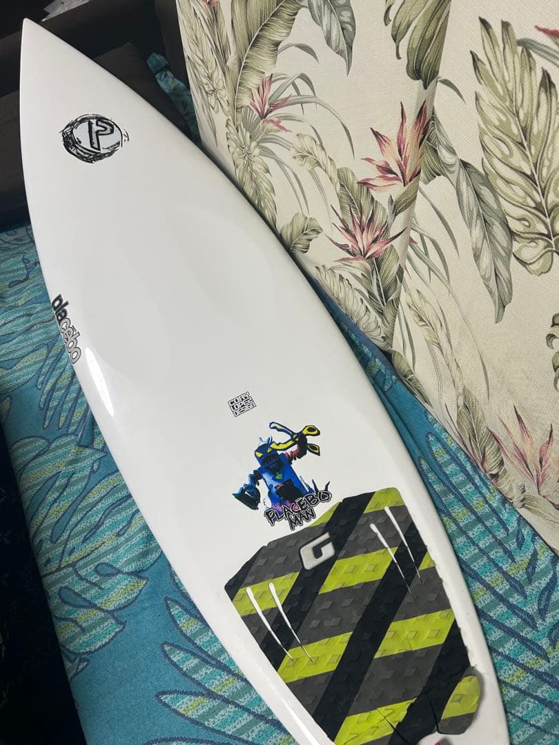 カ*8様 PLACEBO SURFBOARDS 5'11 プレセボ ショートボー