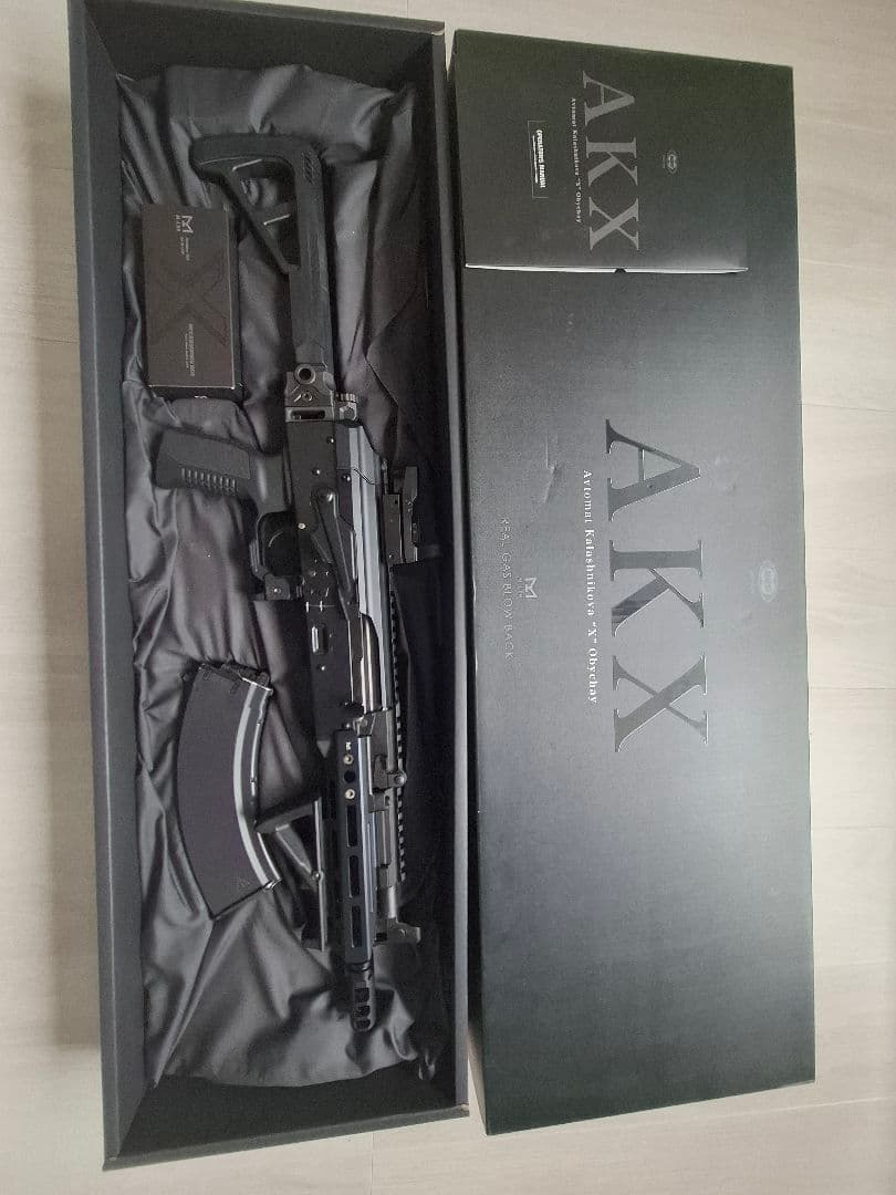AKX本体&予備マガジン3本