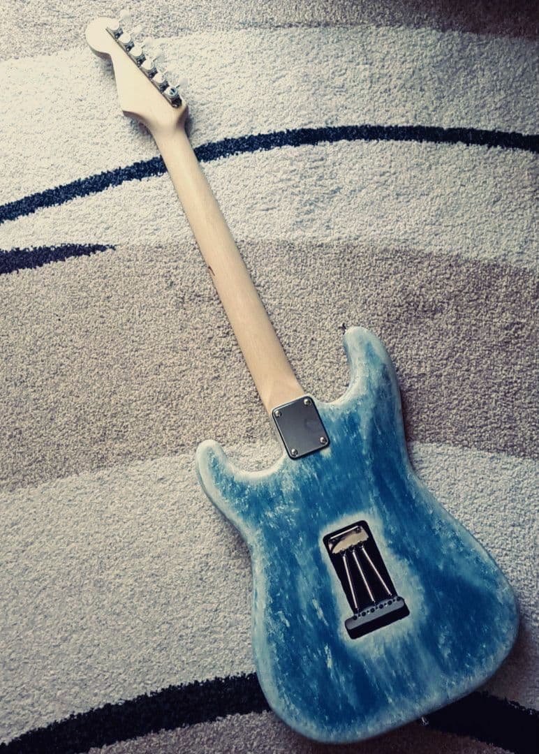 自作 ストラトキャスター Dust Blue コンポーネント 木製PG レリック