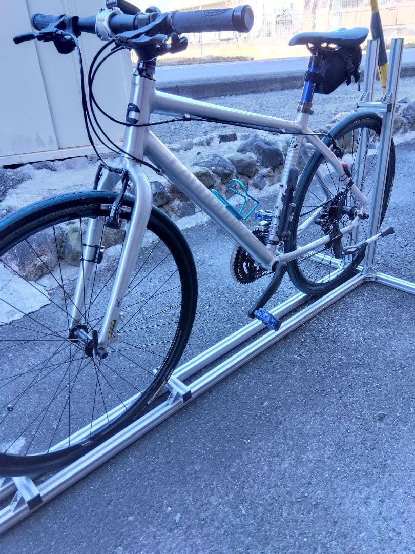 キャノンデール　アルミフレーム