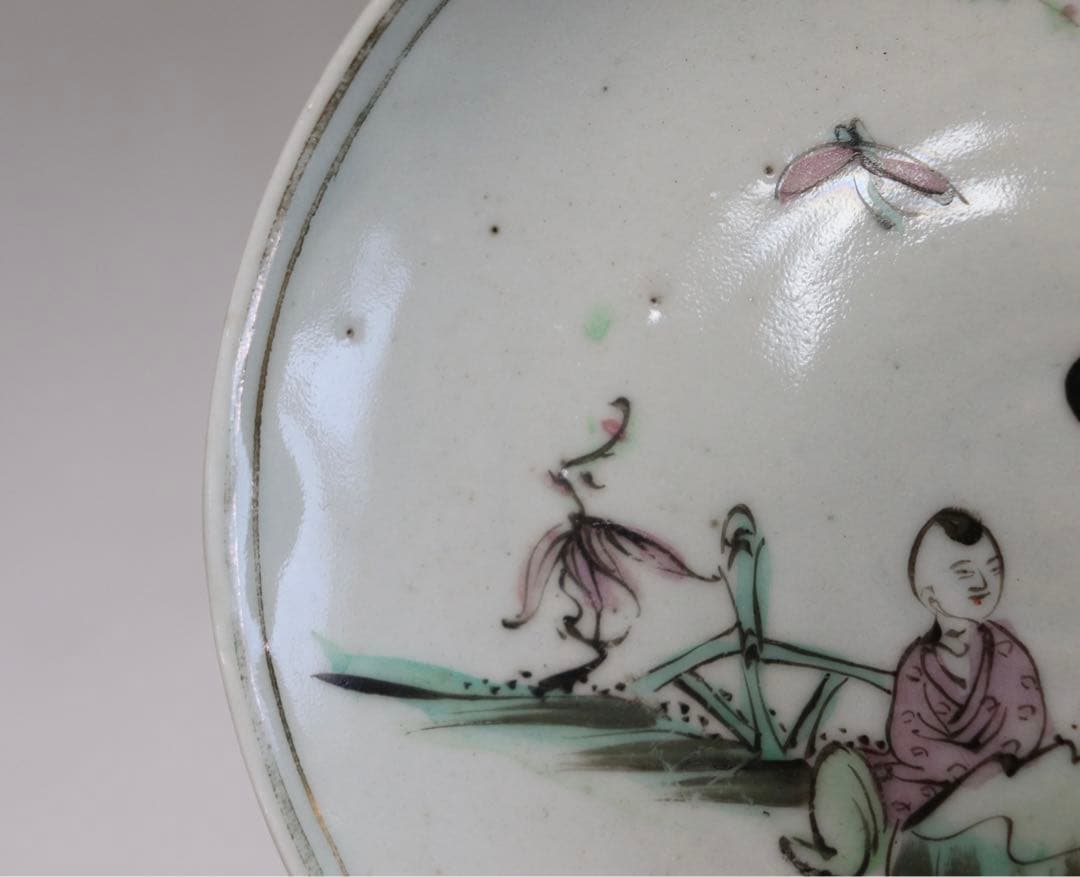 中国　清時代　粉彩　人物紋小皿　送料込み1014