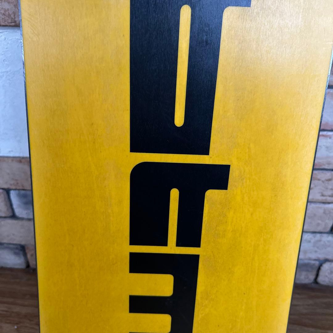 BTM スノーボード 板 158cm ブラック シンプルデザイン