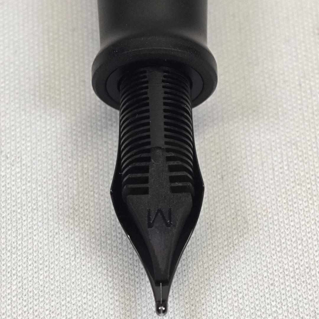 AURORA TALENTUM マットブラック万年筆 純正インク付