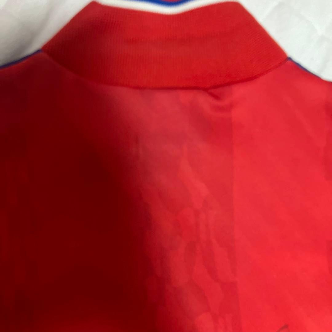 鹿島アントラーズの1997年モデルのサイン入りユニフォーム