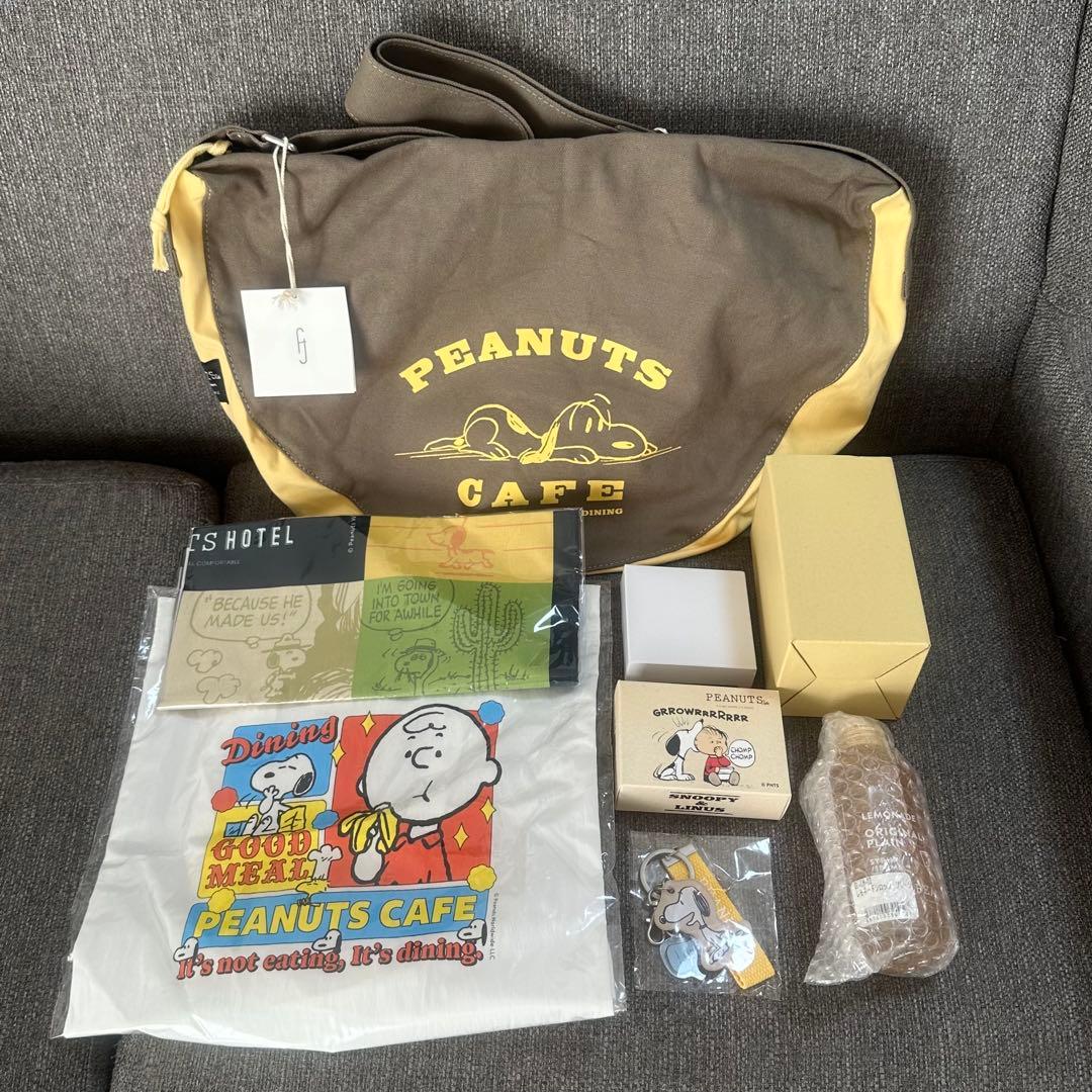 スヌーピー PEANUTS Cafe 2026 LUCKY BAG 福袋